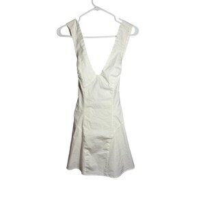 Free People mini bowtie back White Sleeveless V-Neck Mini Size medium